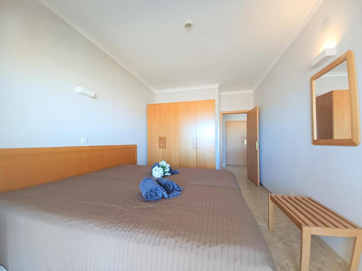 Oasis Beach Apartment Portimao Exterior photo