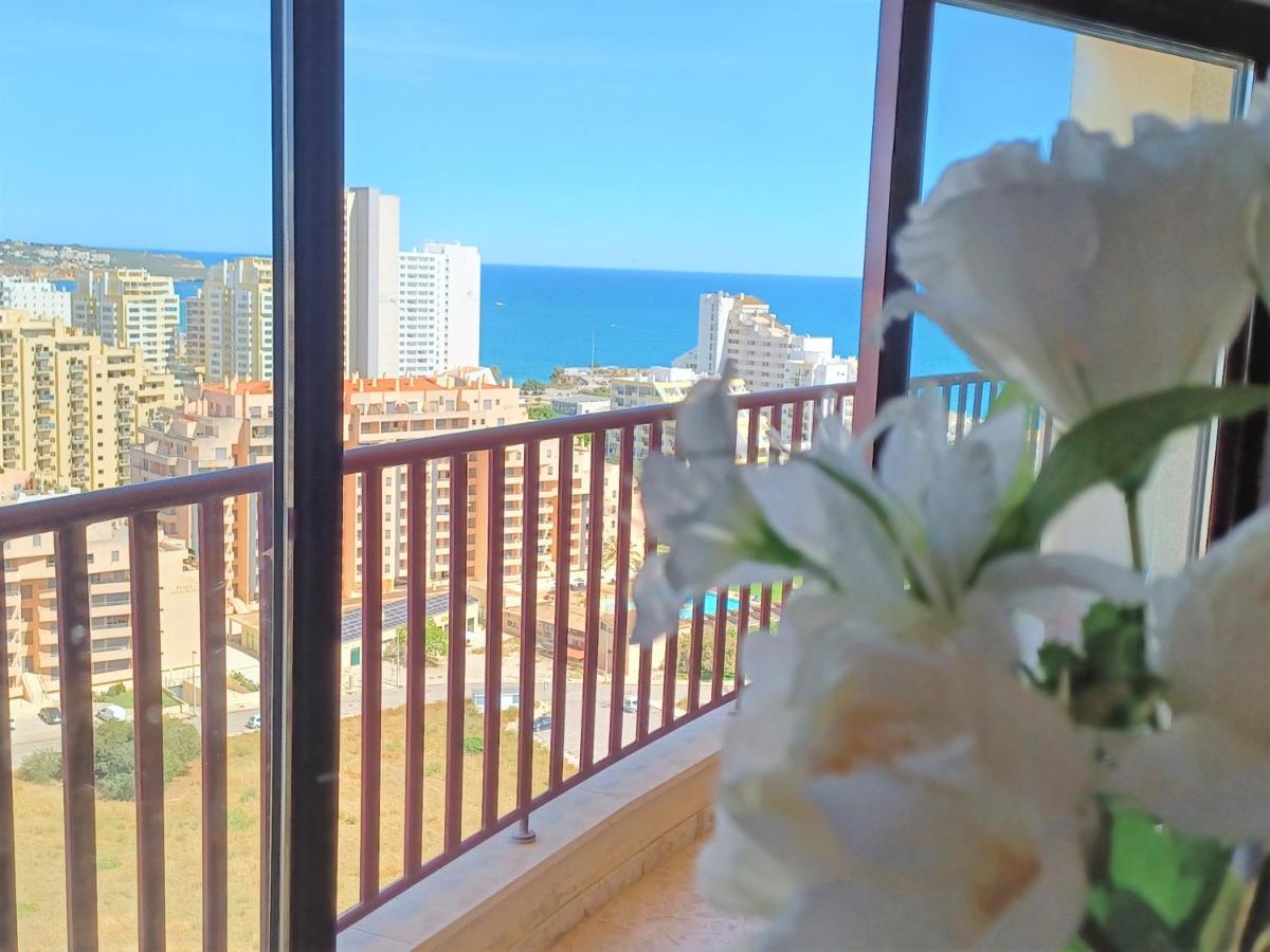 Oasis Beach Apartment Portimao Exterior photo